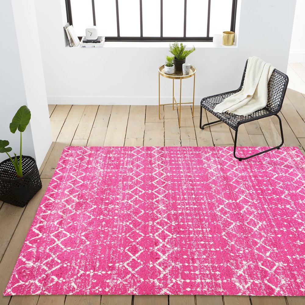 Moroccan Hype Boho Vintage Diamond Area Rug. Picture 10