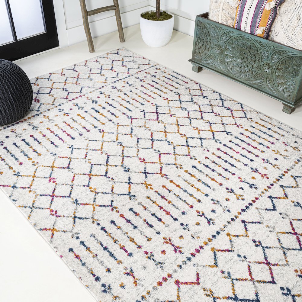 Moroccan Hype Boho Vintage Diamond Area Rug. Picture 4