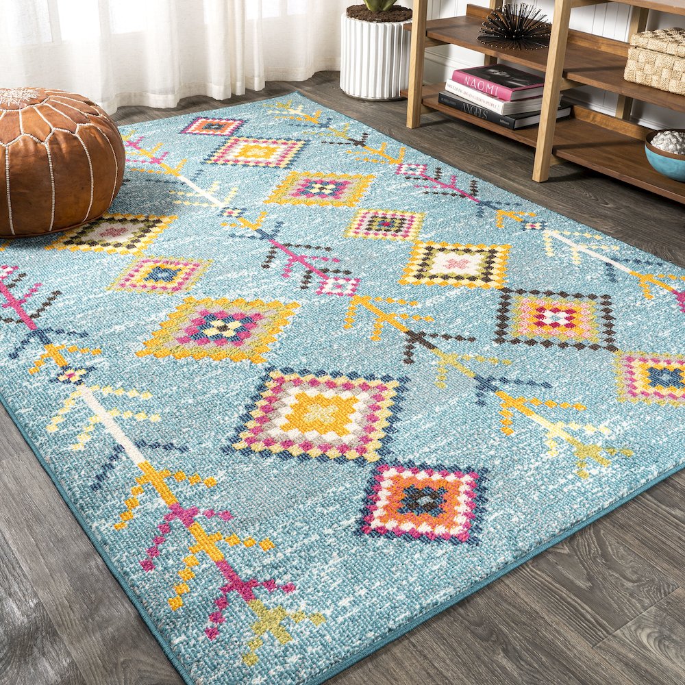 Tribal Love Geometric Area Rug. Picture 2