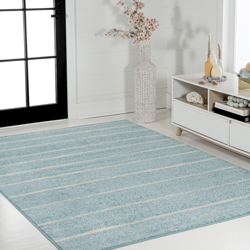 Williamsburg Minimalist Stripe Area Rug. Picture 4