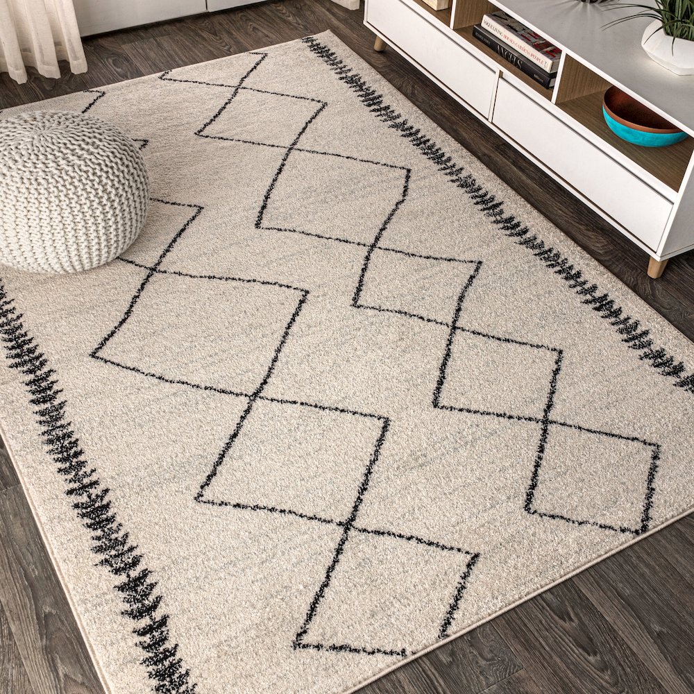 Zaina Moroccan Beni Souk Area Rug. Picture 4