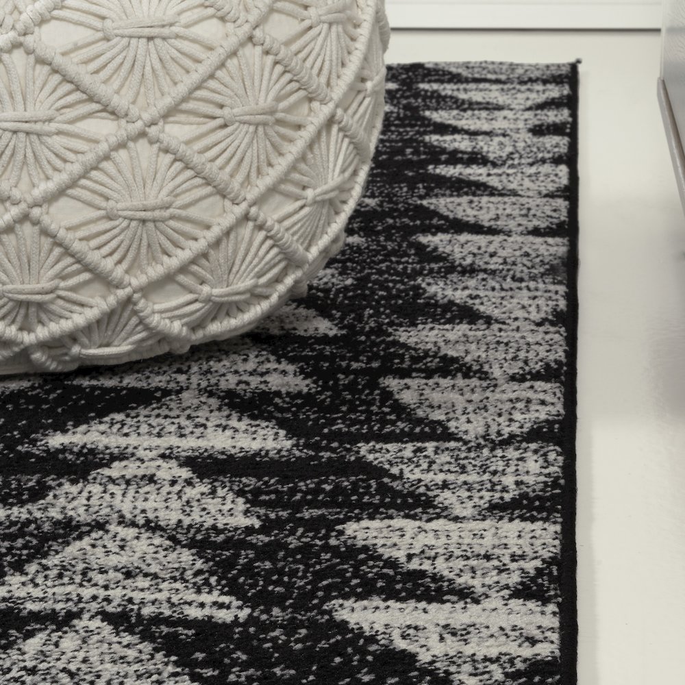 Aisha Moroccan Triangle Geometric Area Rug. Picture 6