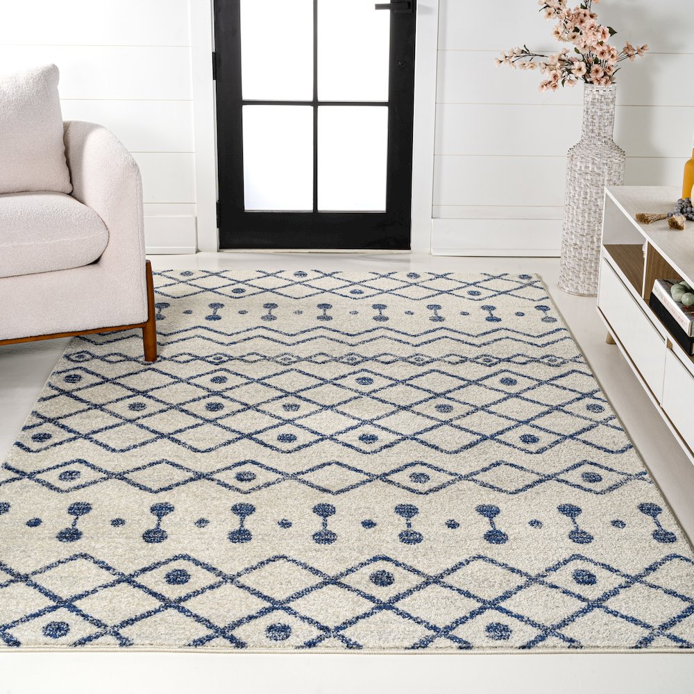 Aksil Moroccan Beni Souk Area Rug. Picture 2