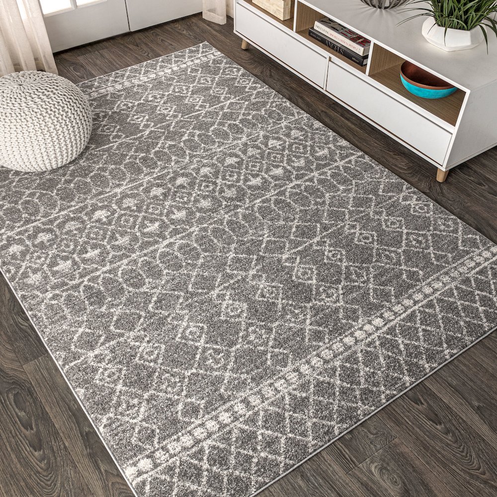 Izil Moroccan Beni Souk Area Rug. Picture 4