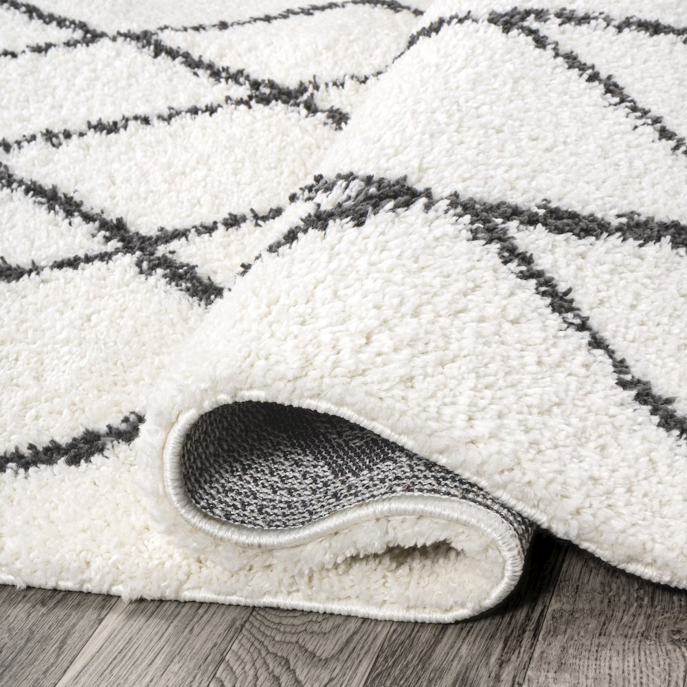 Cami Moroccan Style Diamond Shag Area Rug. Picture 9