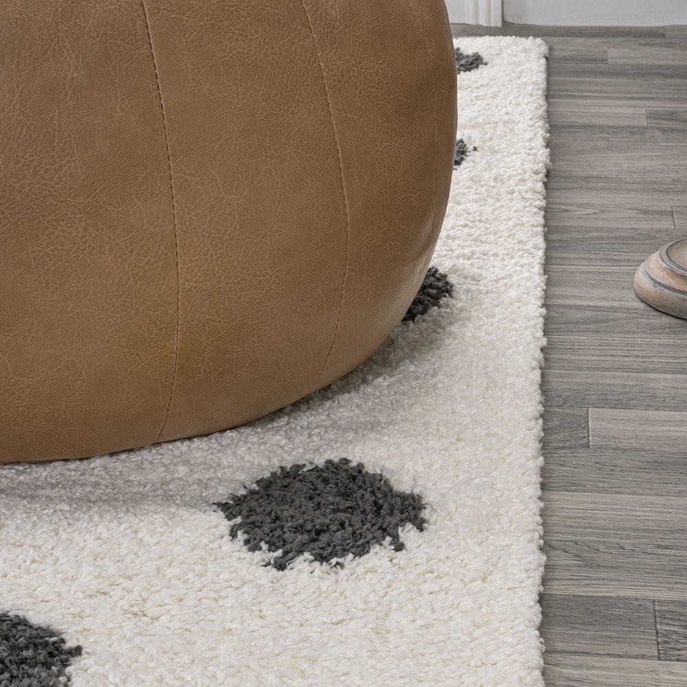Pere Modern Charcoal Dot Shag Area Rug. Picture 8