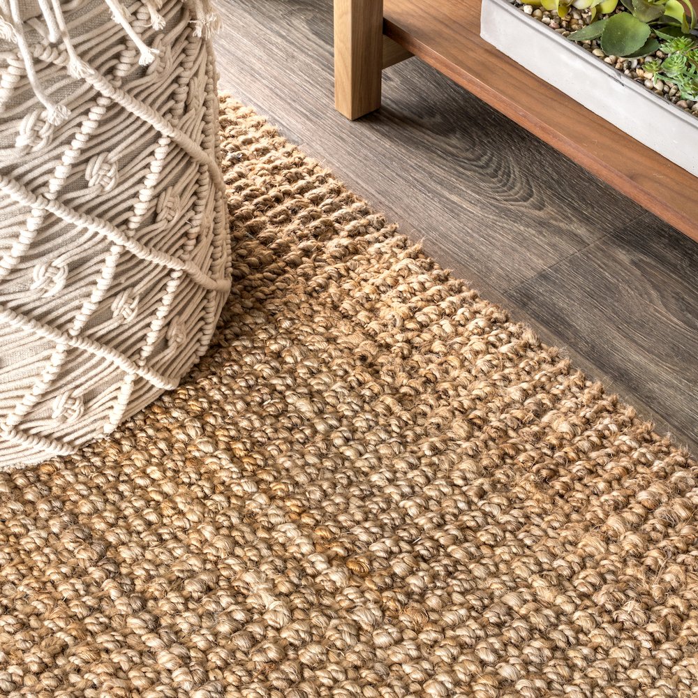 Pata Hand Woven Chunky Jute With Fringe Area Rug. Picture 6