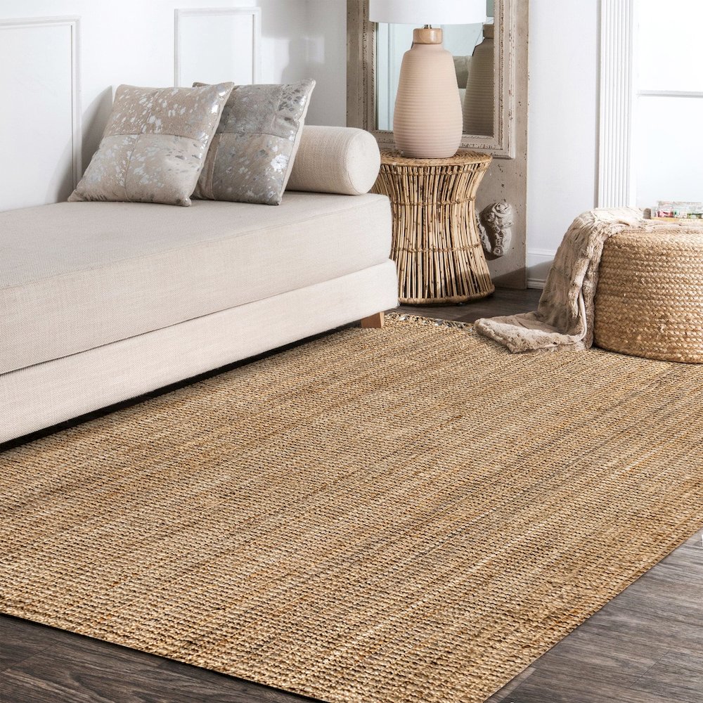 Pata Hand Woven Chunky Jute With Fringe Area Rug. Picture 8