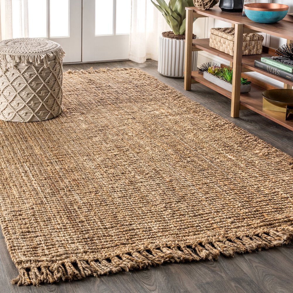 Pata Hand Woven Chunky Jute With Fringe Area Rug. Picture 2