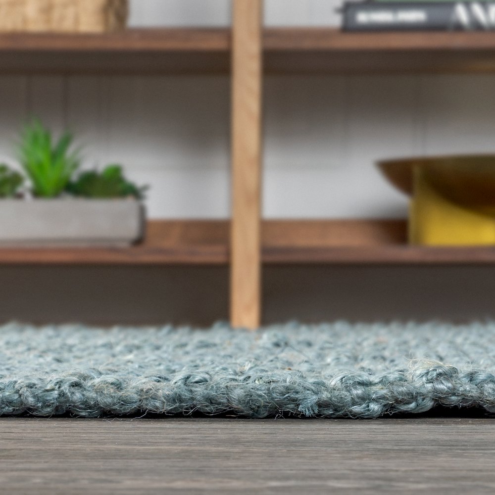 Pata Hand Woven Chunky Jute With Fringe Area Rug. Picture 9
