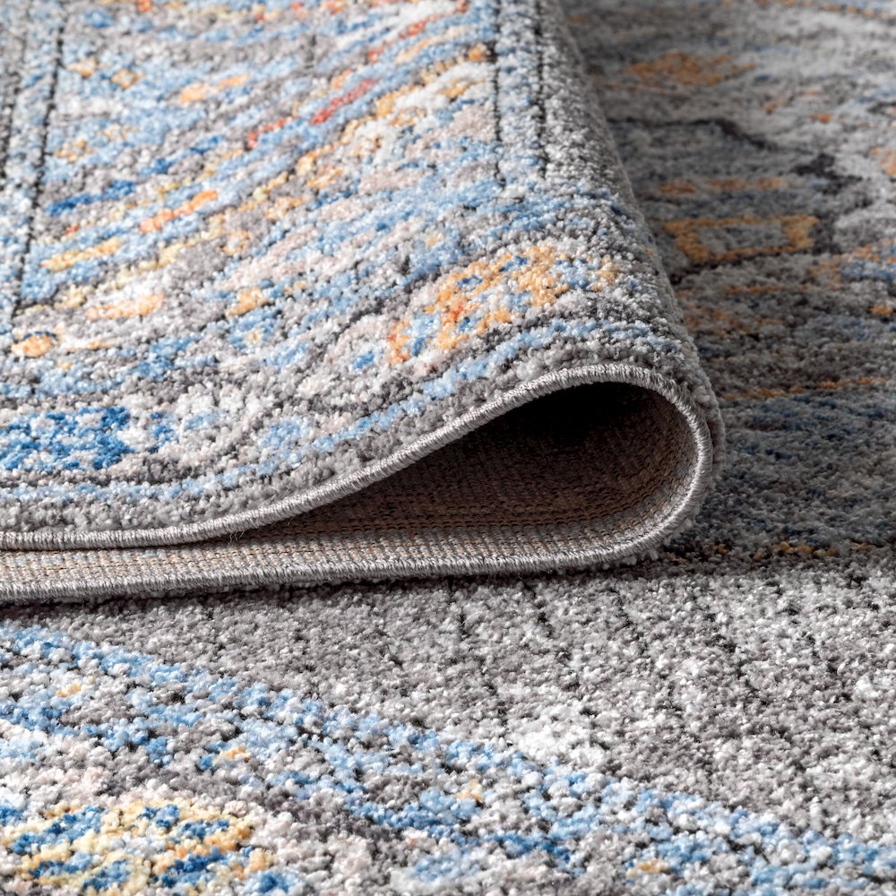 Izmit Geometric Vintage Medallion Area Rug. Picture 8
