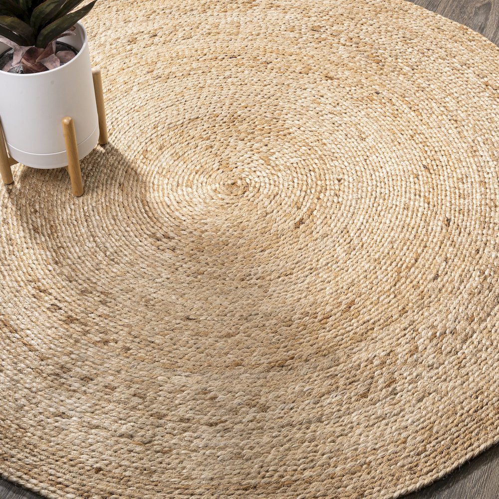 Soleil Round Area Rug. Picture 2