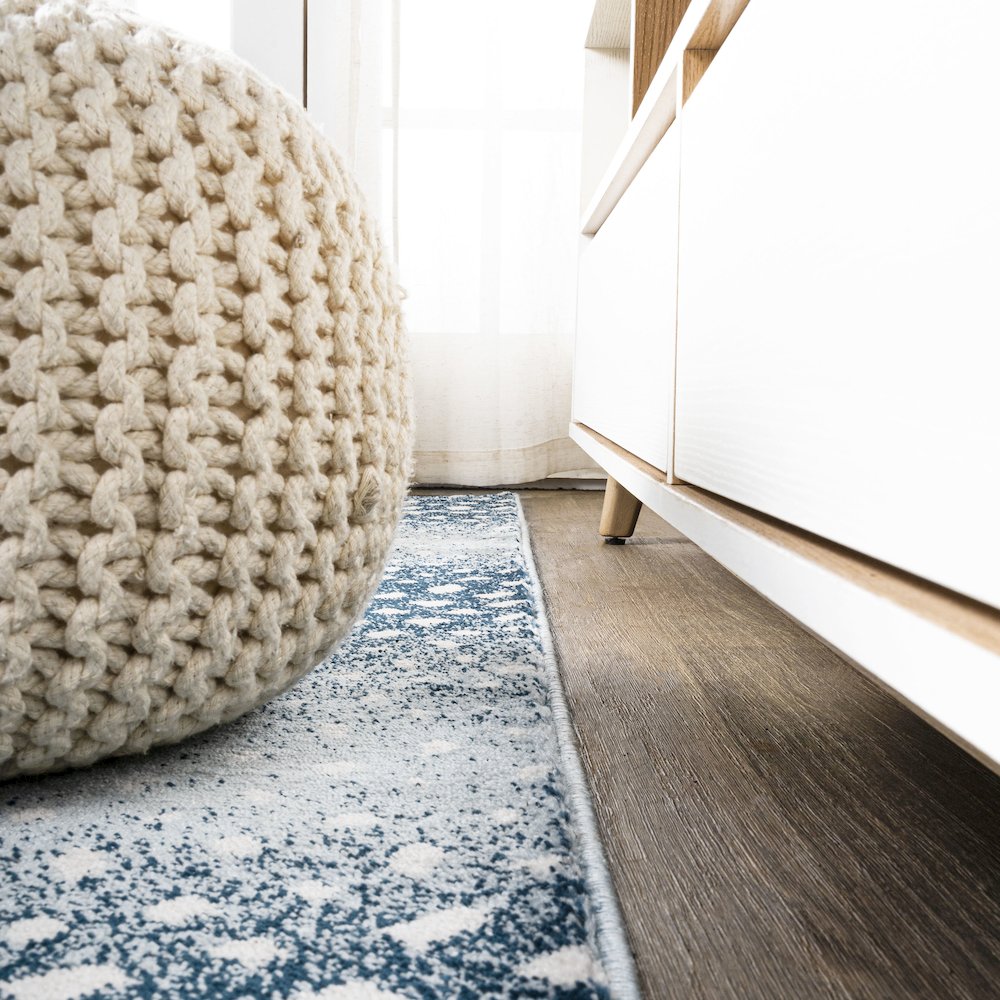 Antelope Modern Animal Area Rug. Picture 9