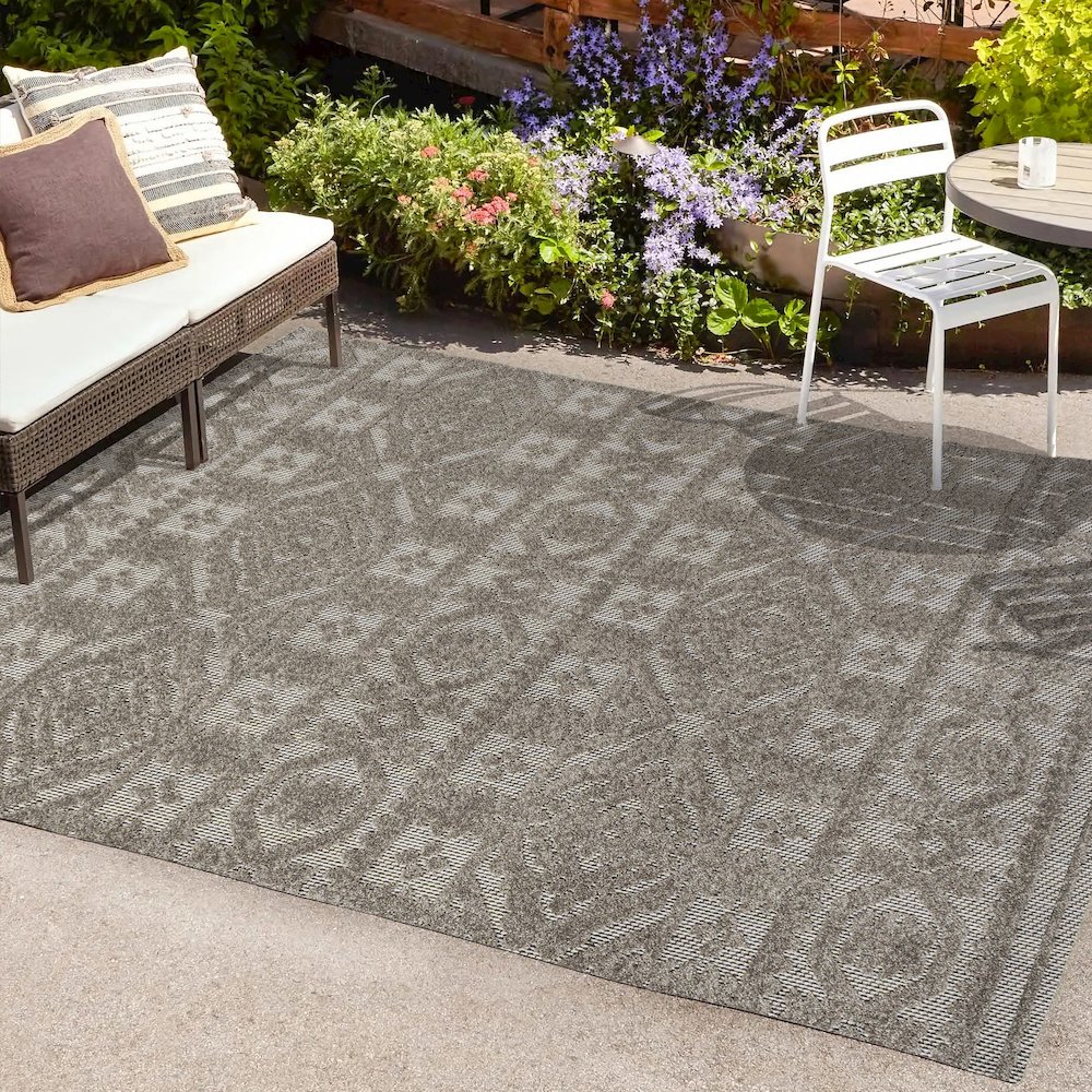 Citta High-Low Pile Mediterranean Tile Area Rug. Picture 6