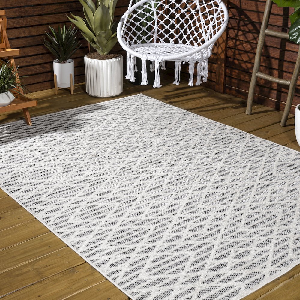 Ararat High-Low Pile Moroccan Diamond Modern Indoor/Outdoor Area Rug. Picture 6