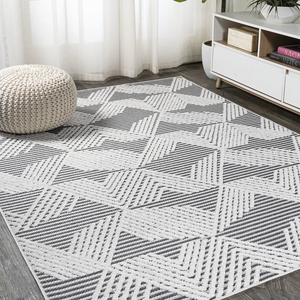 Jazz High-Low Pile Art Deco Geometric Indoor/Outdoor Area Rug. Picture 2
