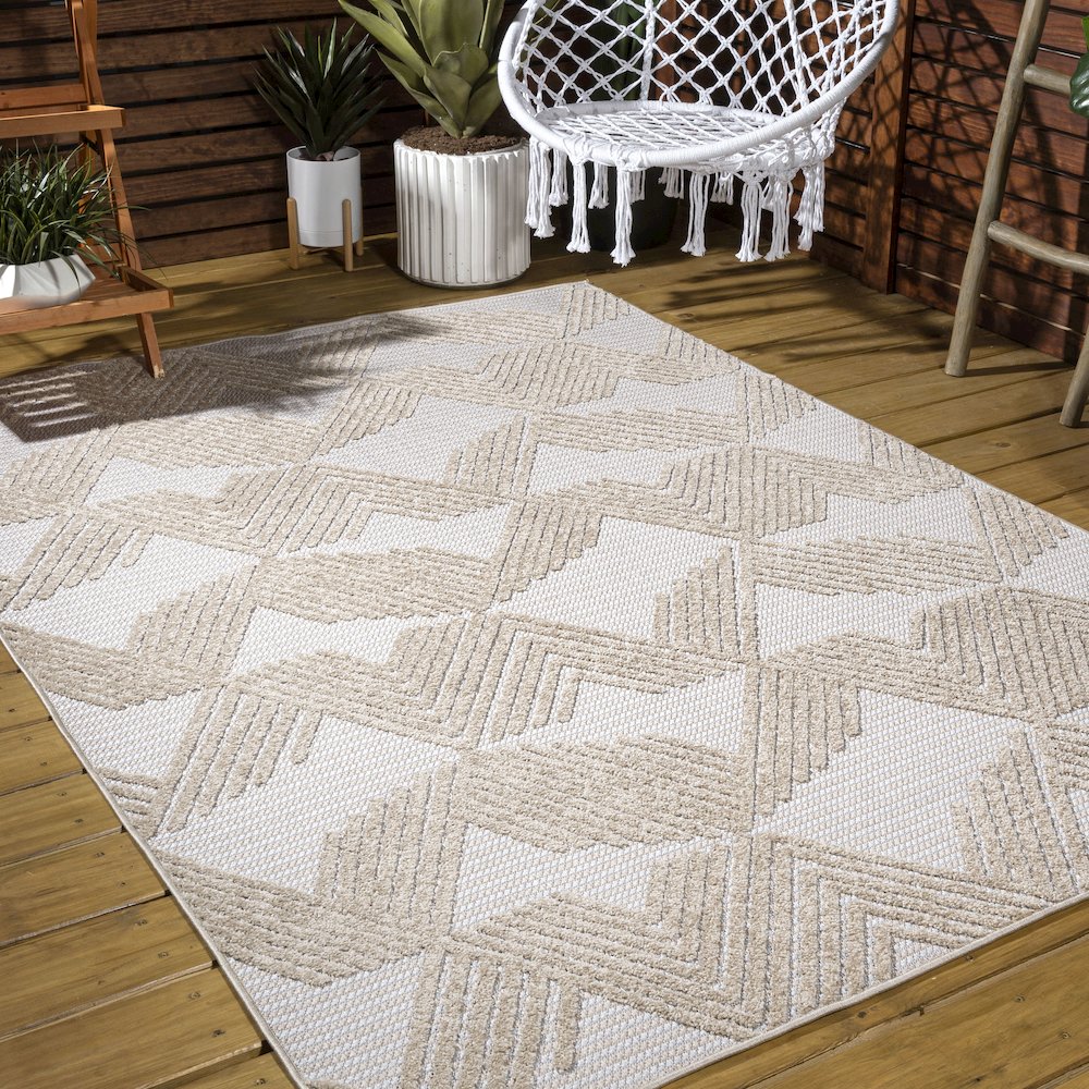 Jazz High-Low Pile Art Deco Geometric Indoor/Outdoor Area Rug. Picture 6