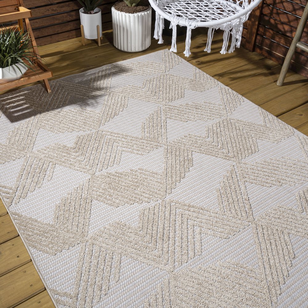 Jazz High-Low Pile Art Deco Geometric Indoor/Outdoor Area Rug. Picture 8
