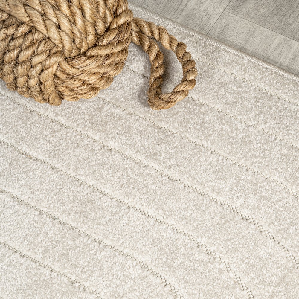 Odense Minimalist Angle Geometric Area Rug. Picture 7