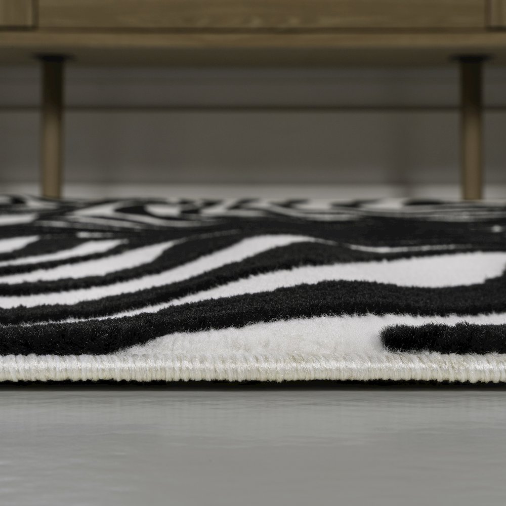 Maribo High-Low Abstract Groovy Striped Black/White 5 ft. x 8 ft. Area Rug. Picture 5