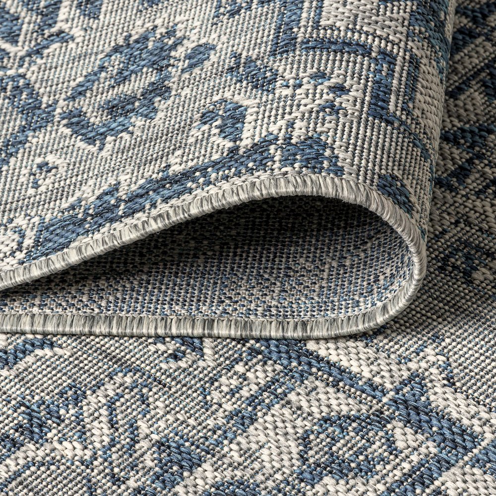 Estrella Bohemian Medallion Textured Weave Indoor/Outdoor Area Rug. Picture 9