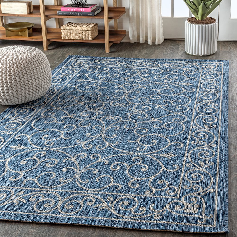 Charleston Vintage Filigree Textured Weave Indoor/Outdoor Area Rug. Picture 3