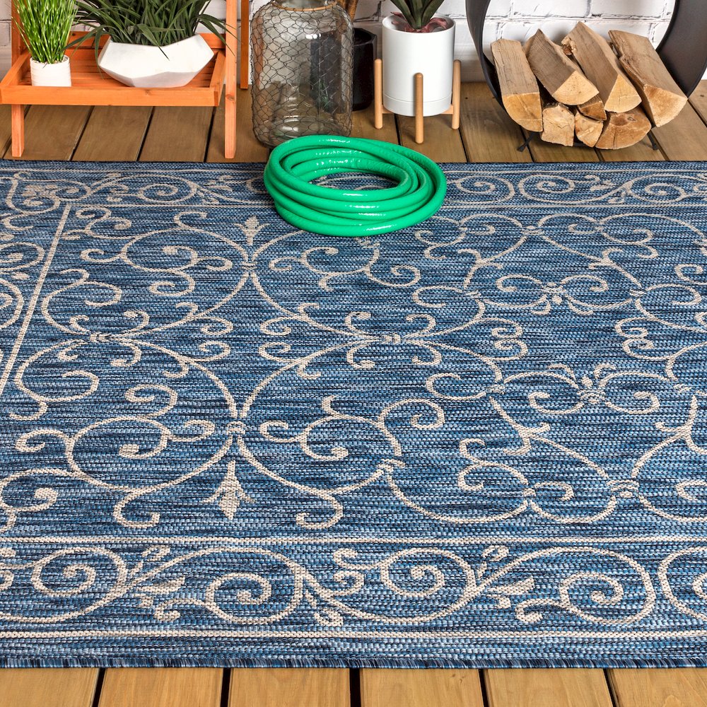 Charleston Vintage Filigree Textured Weave Indoor/Outdoor Area Rug. Picture 4