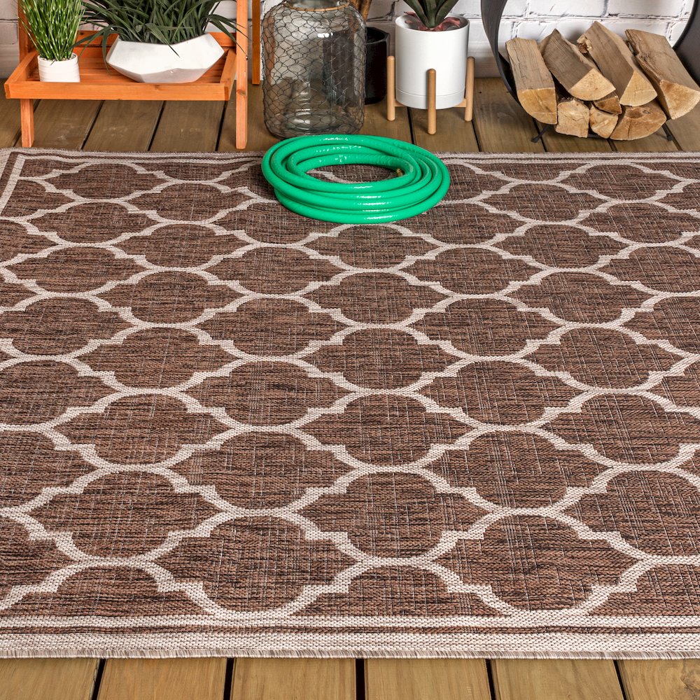 Trebol Moroccan Trellis Textured Weave Indoor/Outdoor Area Rug. Picture 4