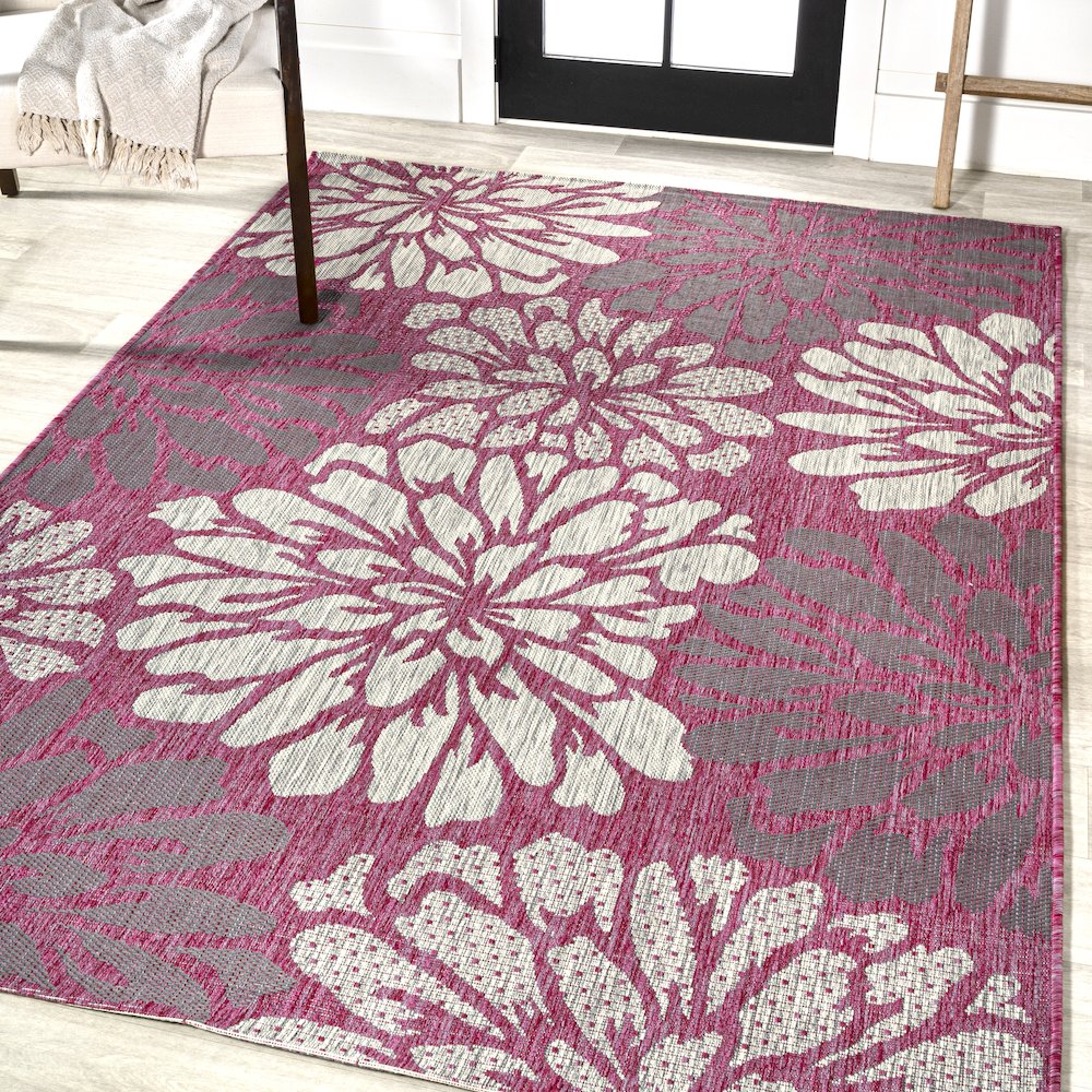 Zinnia Modern Floral Textured Weave Indoor/Outdoor Area Rug. Picture 2