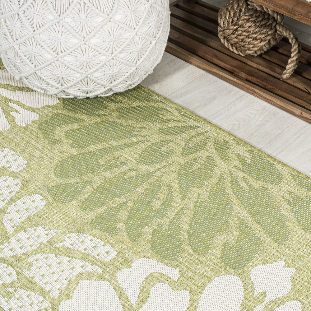 Zinnia Modern Floral Textured Weave Indoor/Outdoor Area Rug. Picture 11