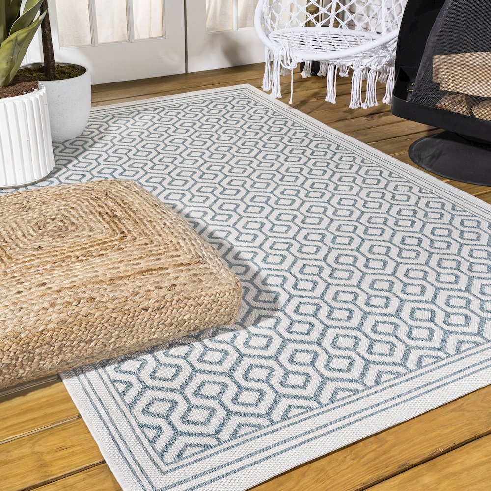 Marvao Diamond Trellis Indoor/Outdoor Area Rug. Picture 6