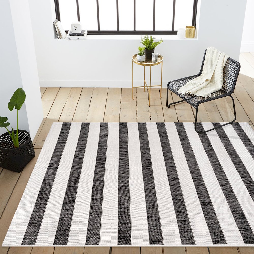 Aveiro Wide Stripe Indoor/Outdoor Area Rug. Picture 14