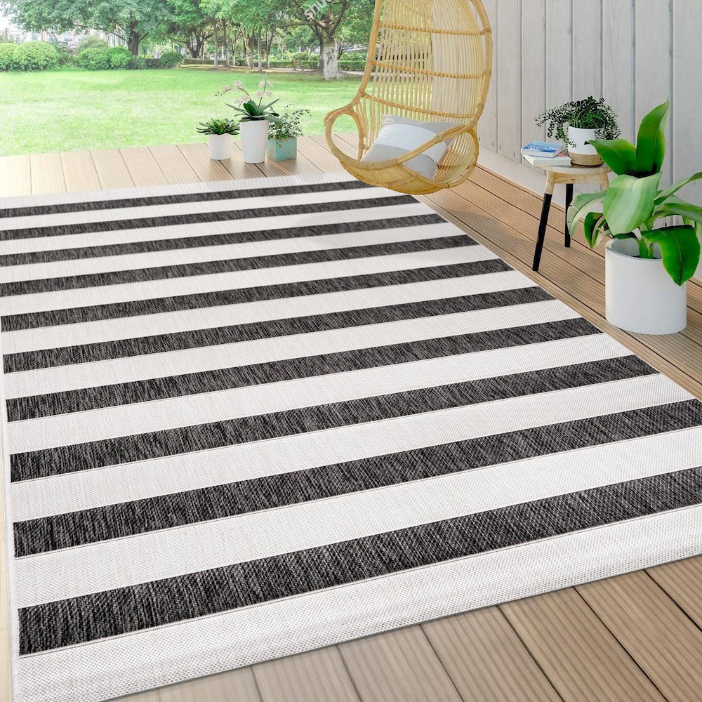 Aveiro Wide Stripe Indoor/Outdoor Area Rug. Picture 5