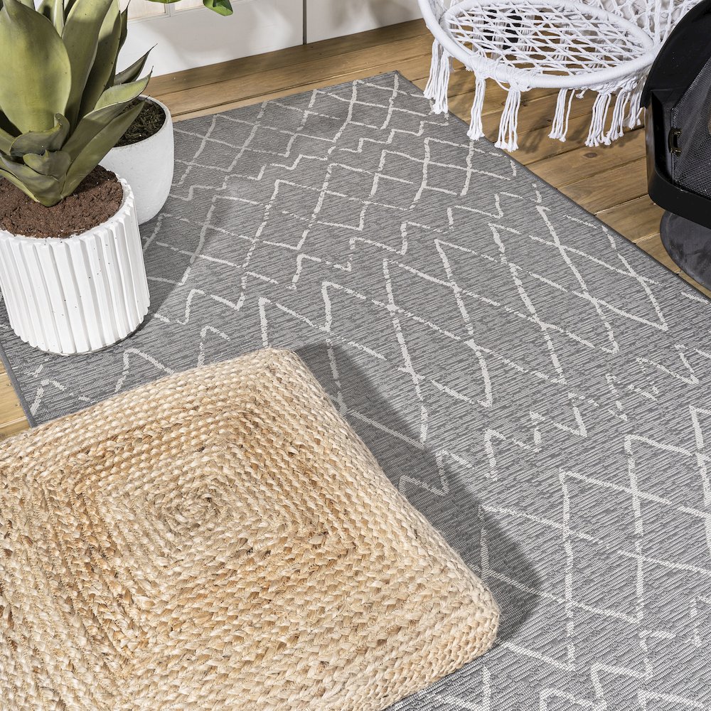 Madaba Moroccan Trellis Indoor/Outdoor Area Rug. Picture 8