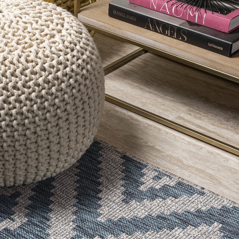 Sintra Diamond Tribal Indoor/Outdoor Area Rug. Picture 11
