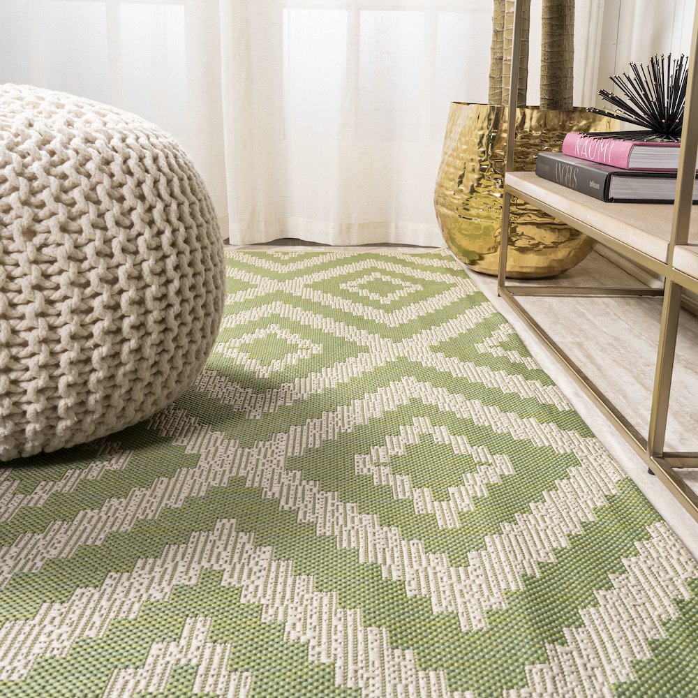 Sintra Diamond Tribal Indoor/Outdoor Area Rug. Picture 13
