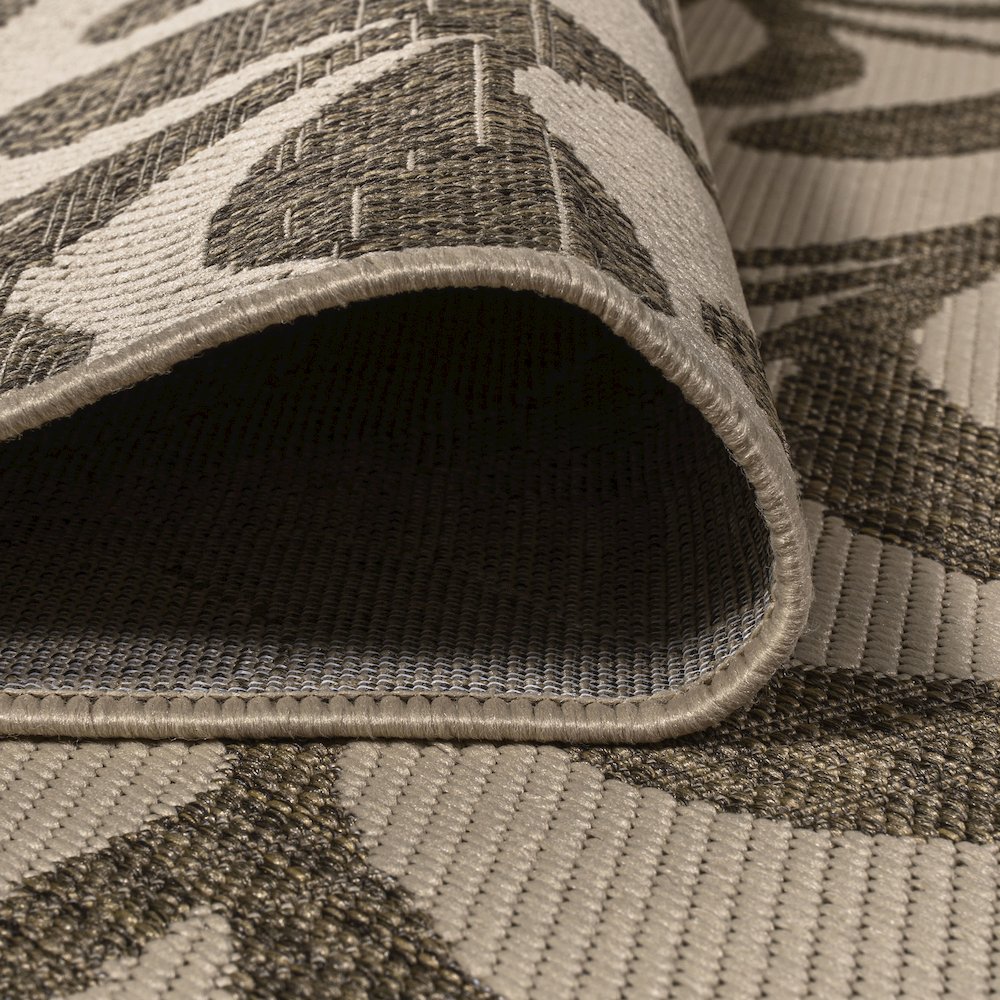 Vine All Over Indoor/Outdoor Area Rug. Picture 12