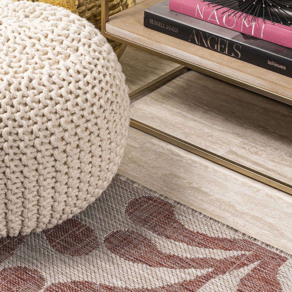 Vine All Over Indoor/Outdoor Area Rug. Picture 11