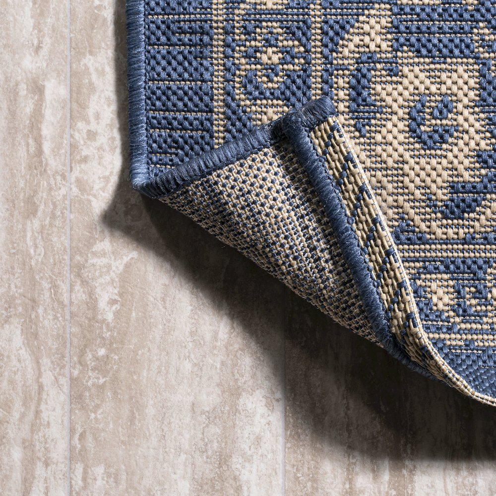 Galon Filigree Indoor/Outdoor Area Rug. Picture 9