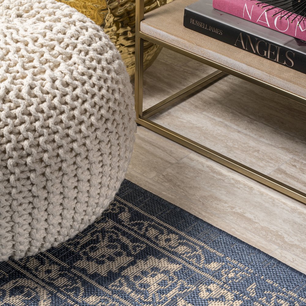 Galon Filigree Indoor/Outdoor Area Rug. Picture 11