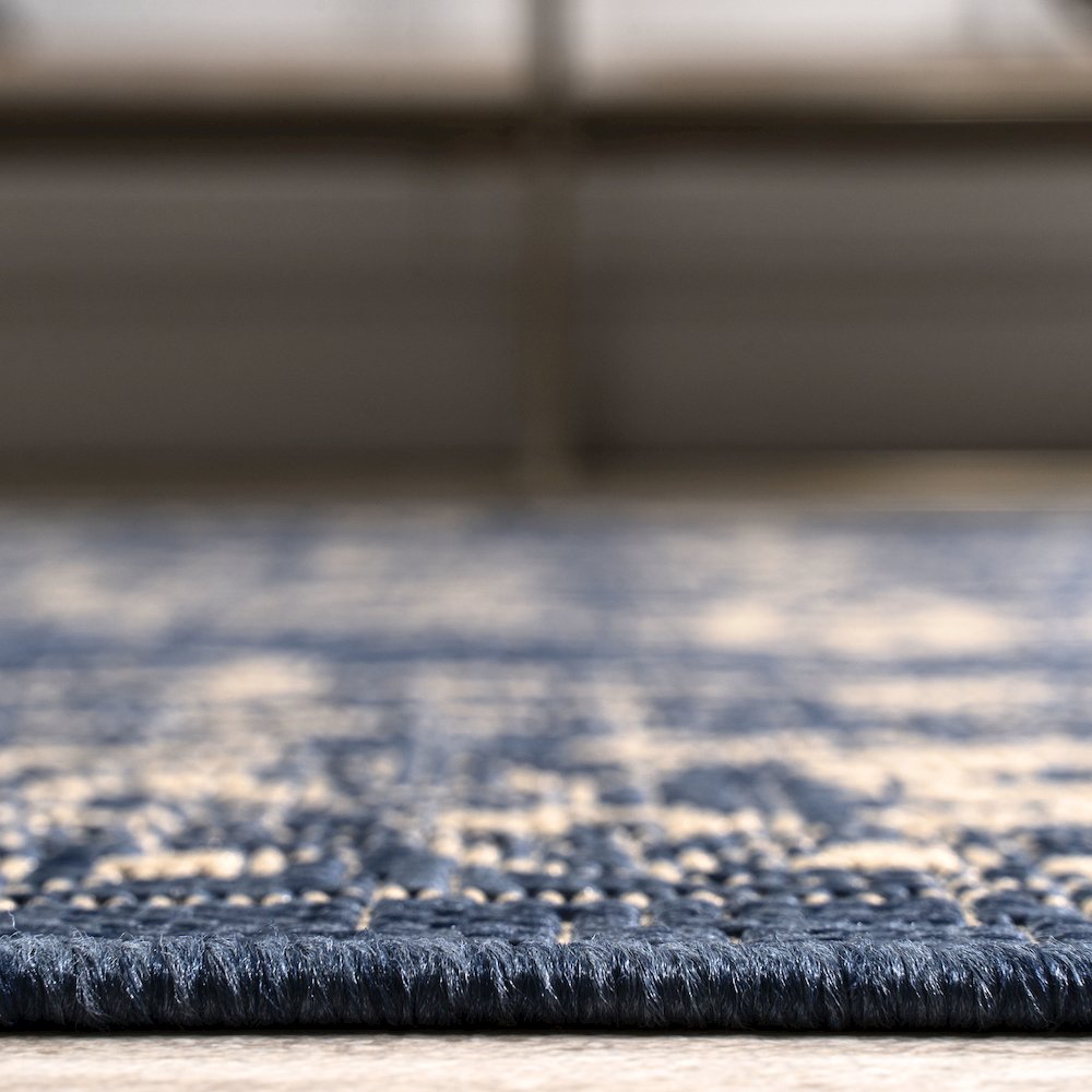 Galon Filigree Indoor/Outdoor Area Rug. Picture 17