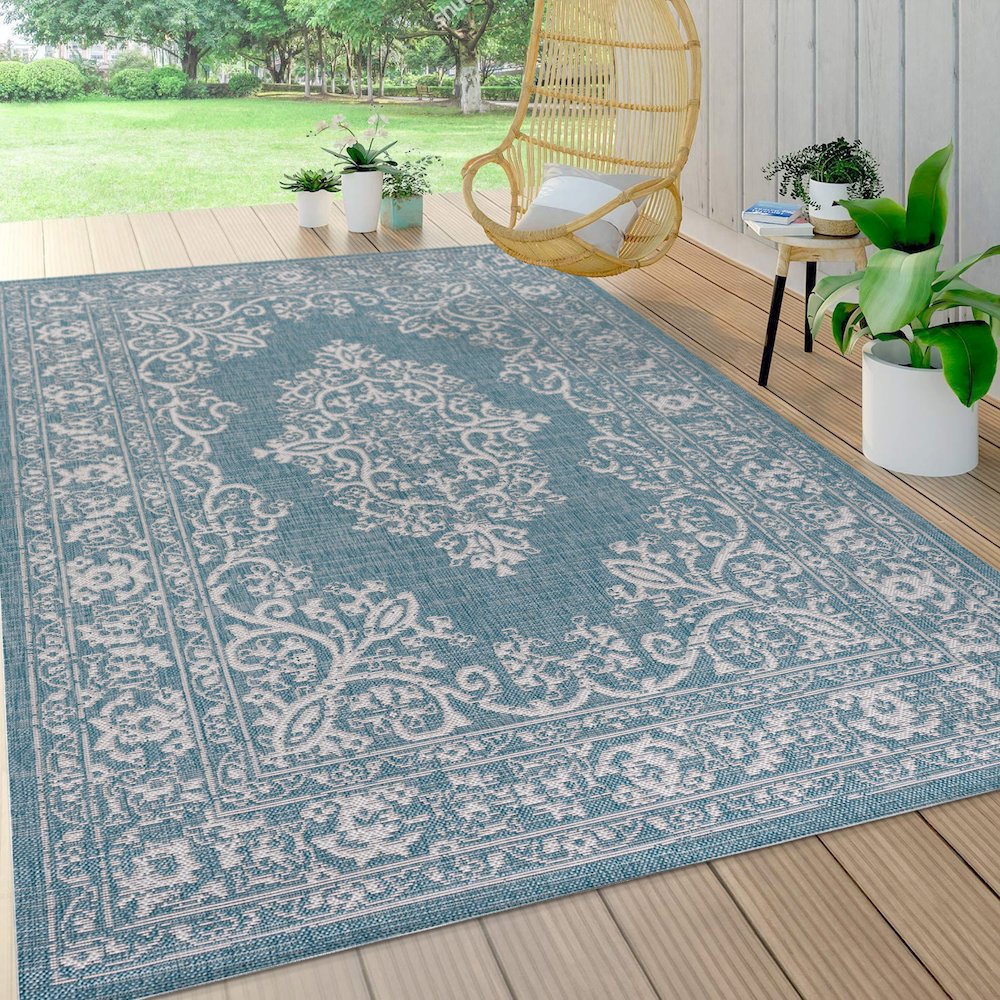 Galon Filigree Indoor/Outdoor Area Rug. Picture 5