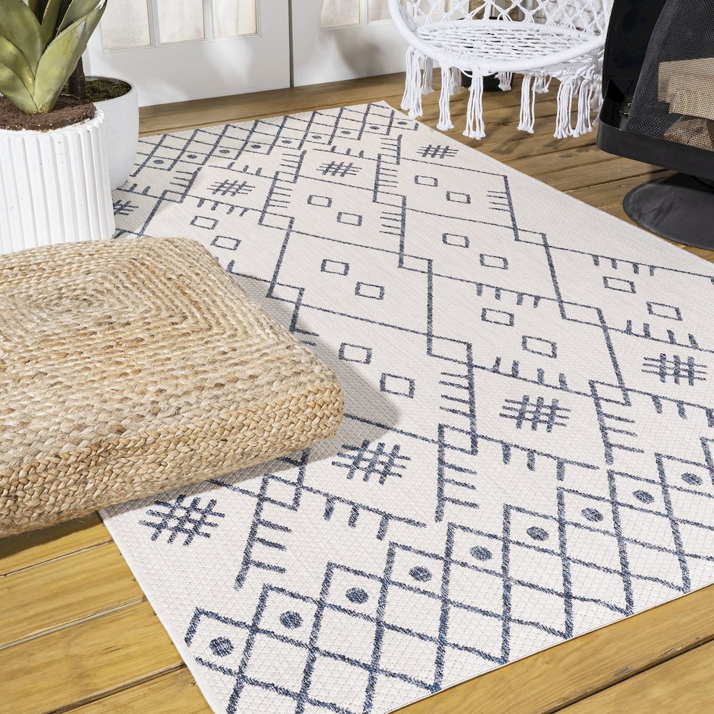 Boho Moroccan Indoor/Outdoor Area Rug. Picture 6