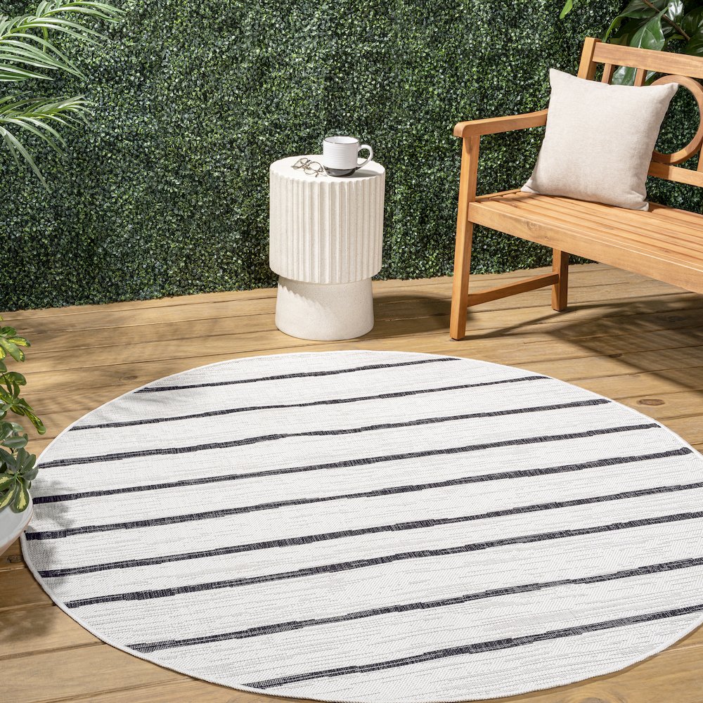 Colonia Berber Stripe   Indoor/Outdoor  Rug. Picture 1