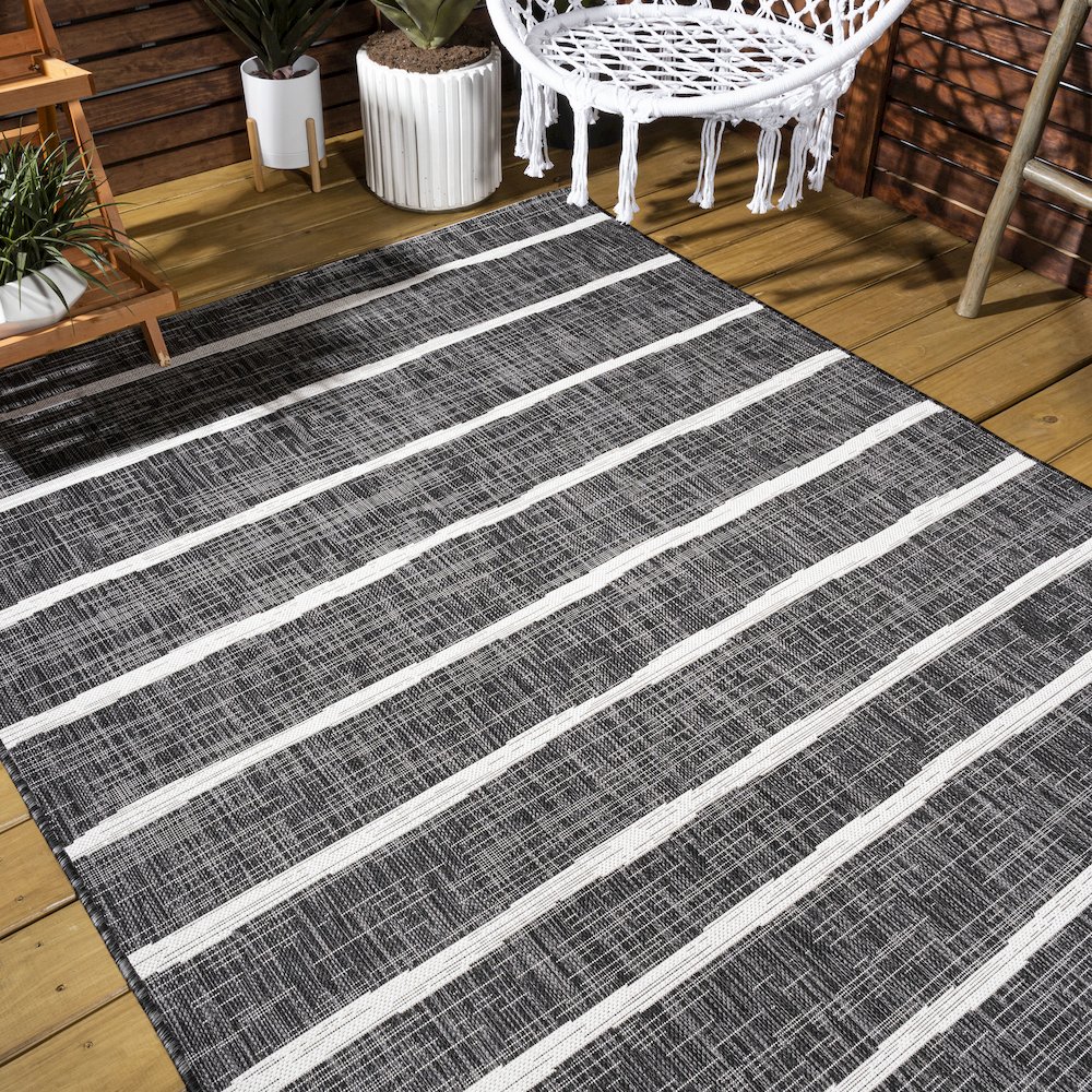 Colonia Berber Stripe Indoor/Outdoor Area Rug. Picture 10