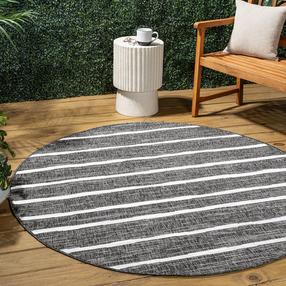 Colonia Berber Stripe  Indoor/Outdoor  Rug. Picture 1