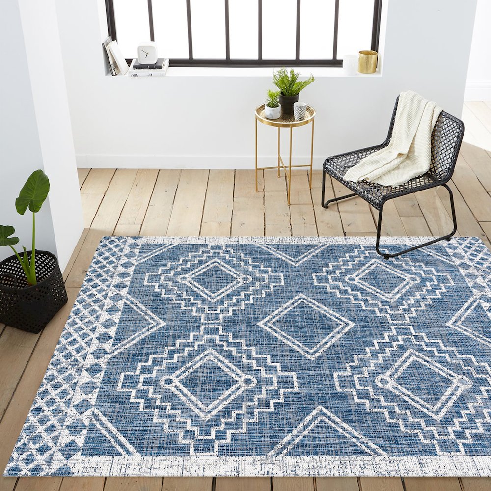 Marokko Diamond Tribal Medallion Indoor/Outdoor Area Rug. Picture 16