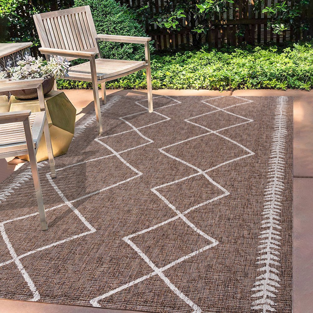 Derya Tribal Diamond Trellis Indoor/Outdoor Area Rug. Picture 5