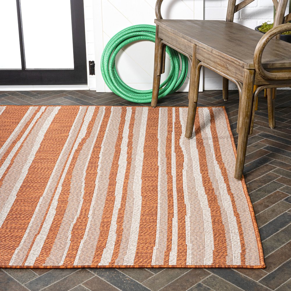 Castara Wavy Stripe Modern Indoor/Outdoor Area Rug. Picture 7