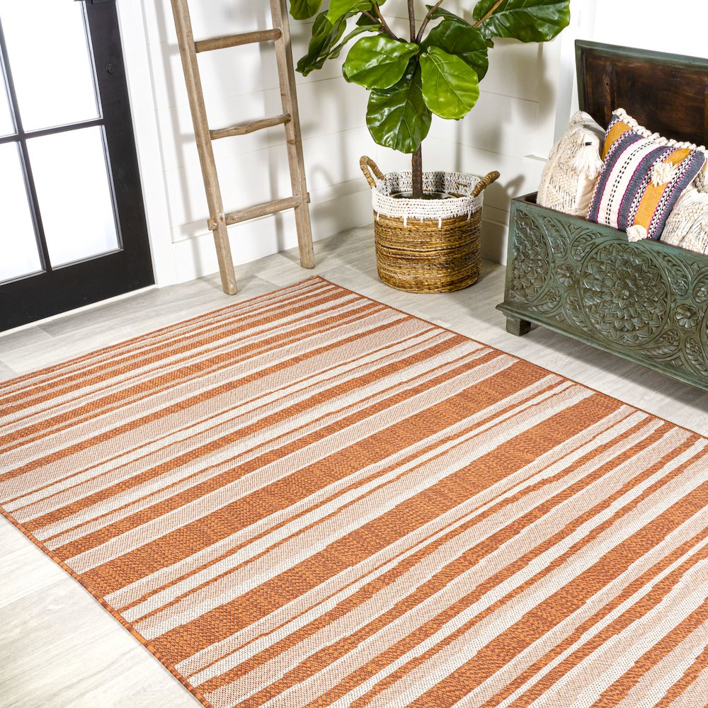 Castara Wavy Stripe Modern Indoor/Outdoor Area Rug. Picture 4